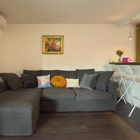 T3 Spacieux - Climatise - Commerces - Plages Apartamento Le Lavandou