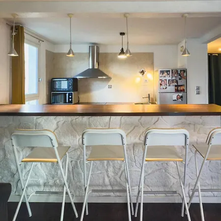 T3 Spacieux - Climatise - Commerces - Plages Apartamento